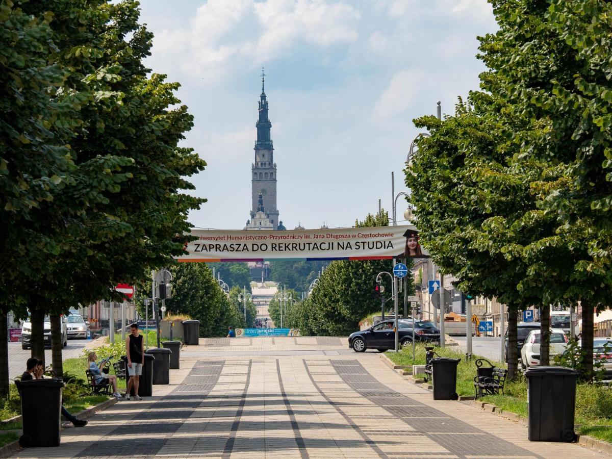 Apartament Classic Comfort Aleja Nmp 8 - Free Parking Częstochowa Eksteriør billede