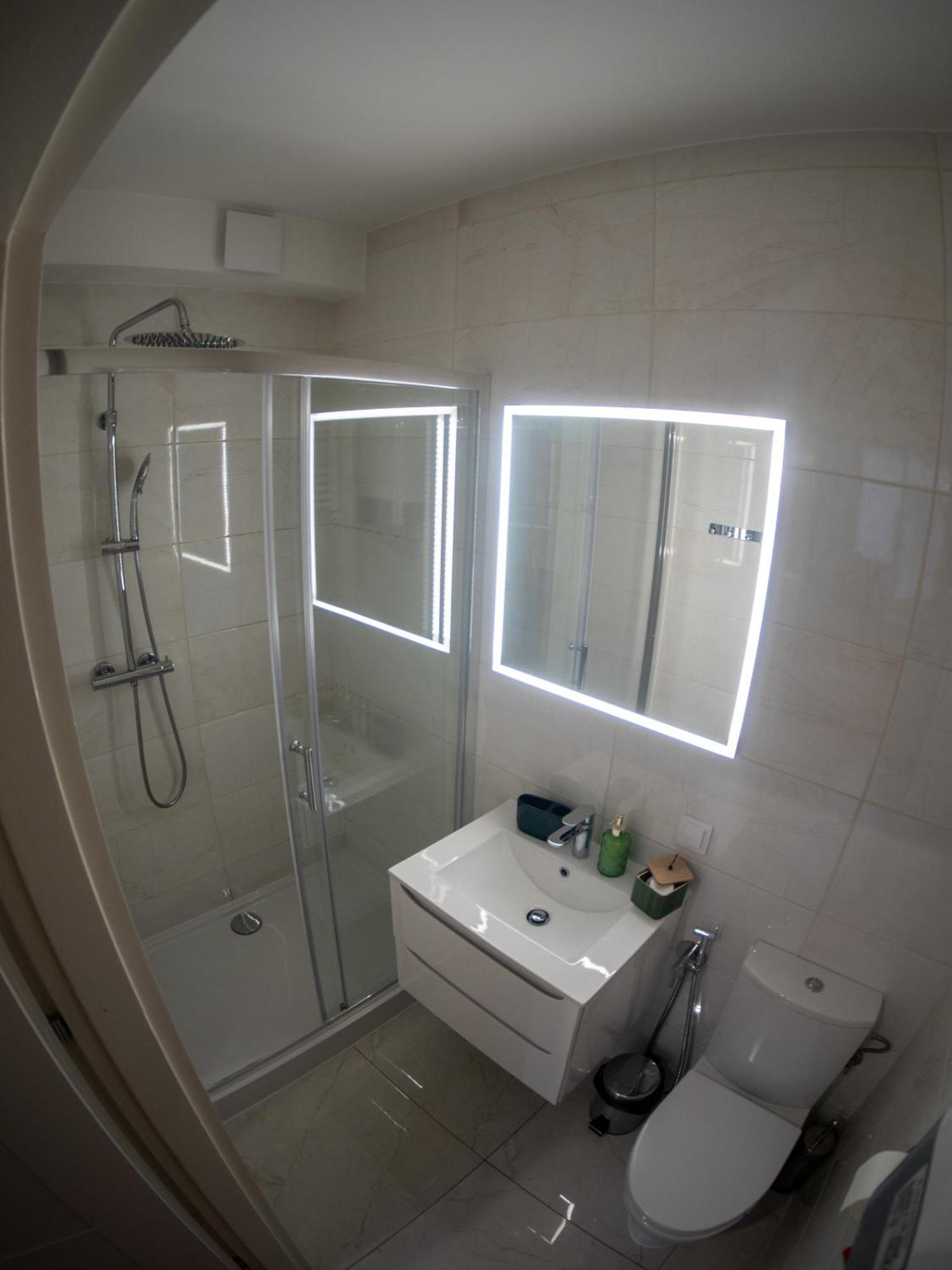 Apartament Classic Comfort Aleja Nmp 8 - Free Parking Częstochowa Eksteriør billede